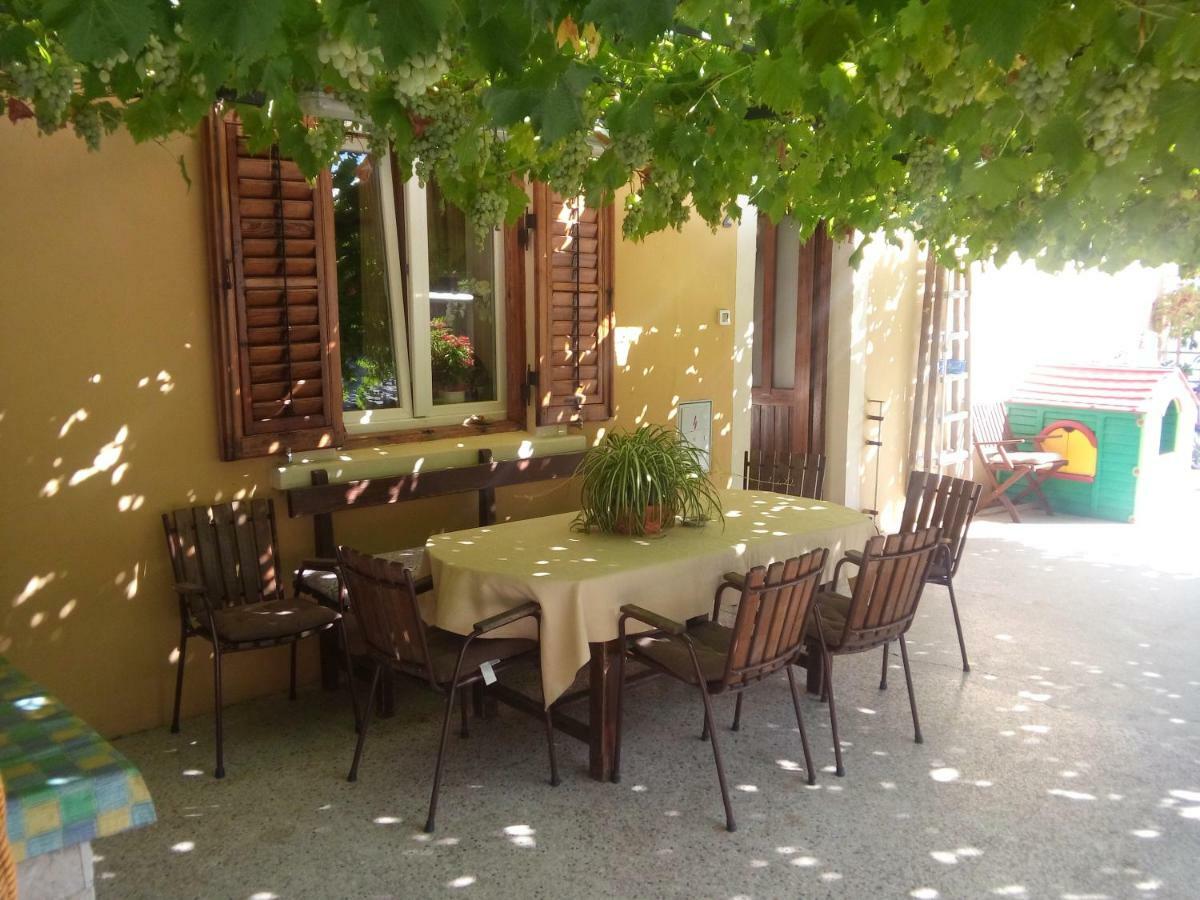 Villa Zajednica Ičići Kültér fotó